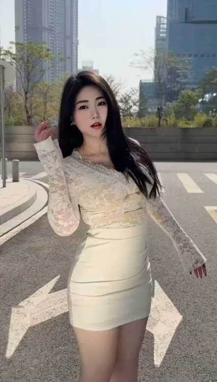 571DA398E07B92DA5AD4B86AAA11BC32.jpg